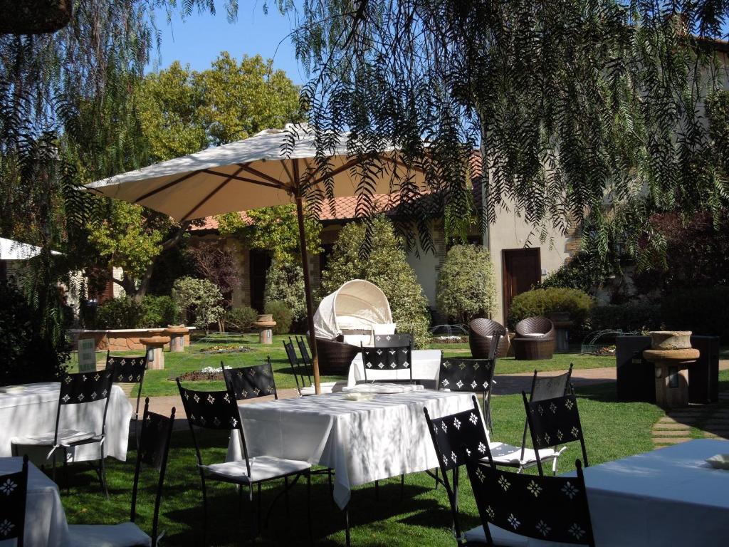 Agriturismo Lecanfore Pensionat Castel di Leva Eksteriør billede
